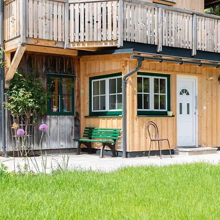 Haus Sonnenschein Грундльзее